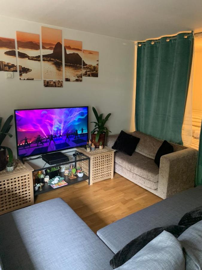 Garden Beautiful Cozy Flat , Recent Decorated. Daire Londra Dış mekan fotoğraf