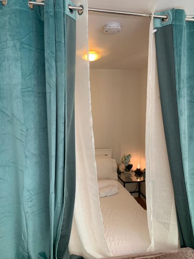 Garden Beautiful Cozy Flat , Recent Decorated. Daire Londra Dış mekan fotoğraf