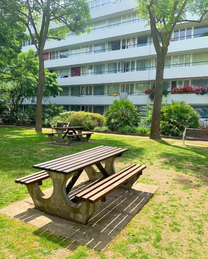 Garden Beautiful Cozy Flat , Recent Decorated. Daire Londra Dış mekan fotoğraf